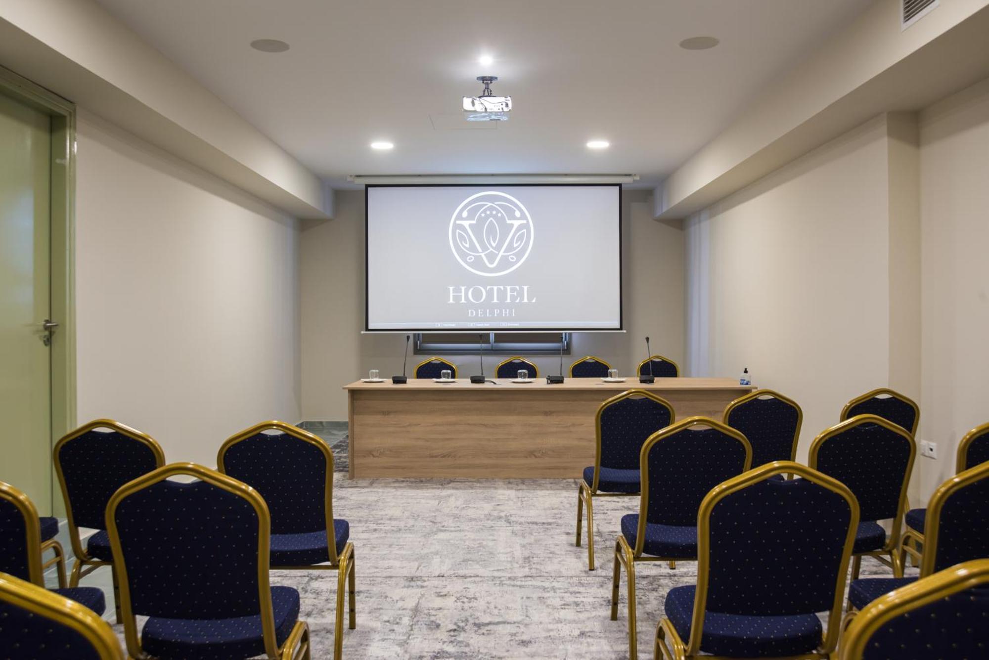V Hotel 特尔斐 外观 照片