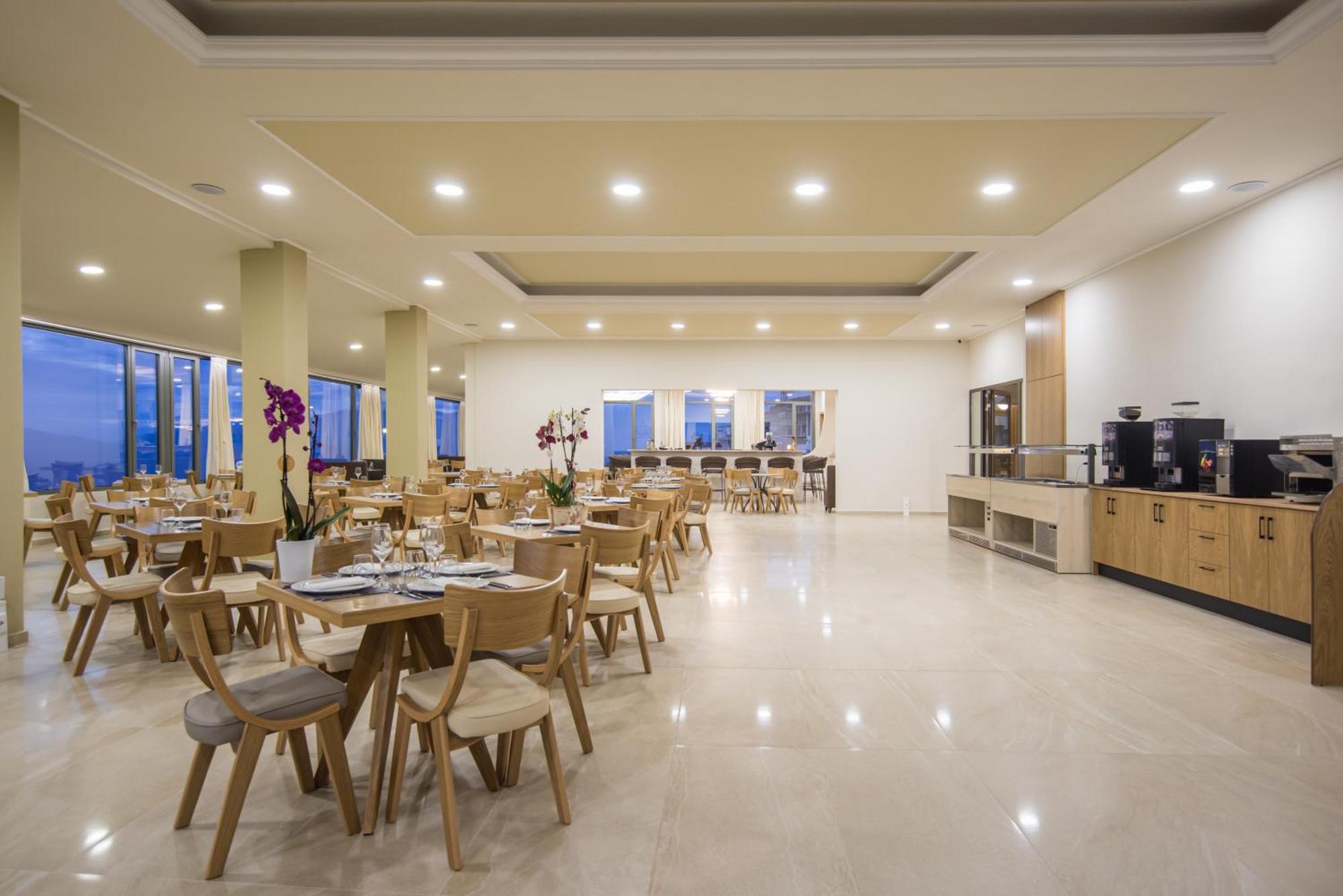 V Hotel 特尔斐 外观 照片